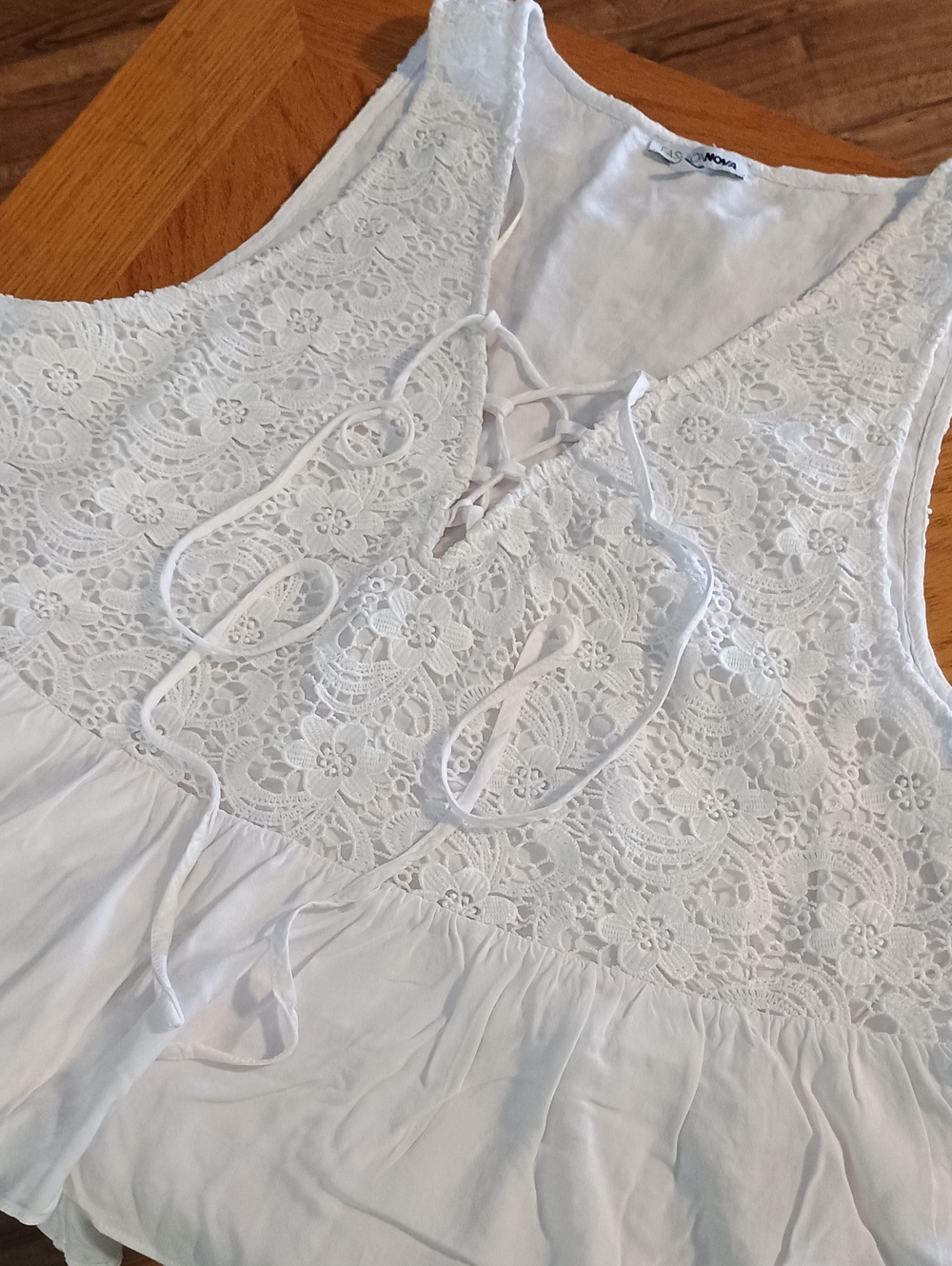 FASHION NOVA WHITE LACEY SLEEVELESS BLOUSE 2X